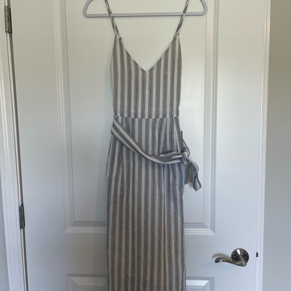 Lulu's Gray Striped Midi Dress